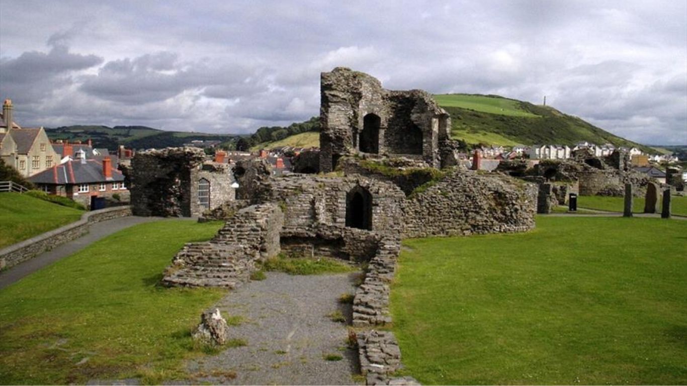 Aberystwyth Castle, Park & Mini Golf